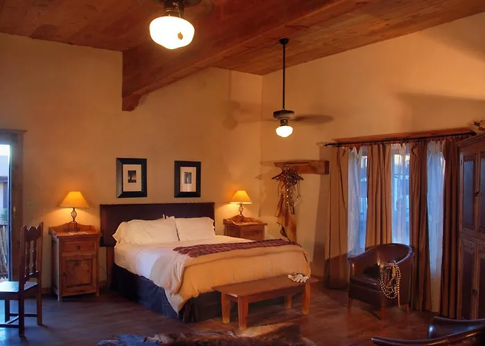 The Maverick Inn