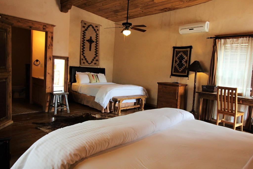 Inn The Maverick Alpine