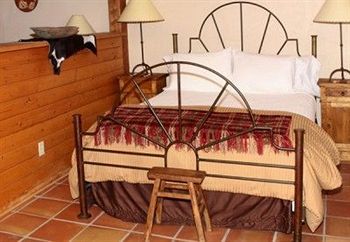 Inn The Maverick Alpine