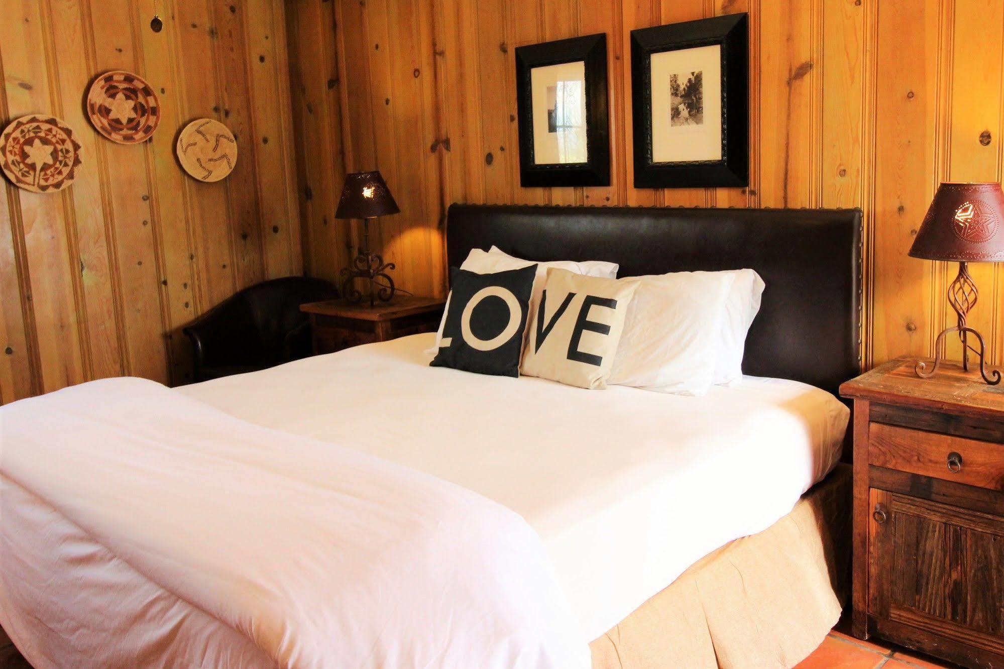 Inn The Maverick
